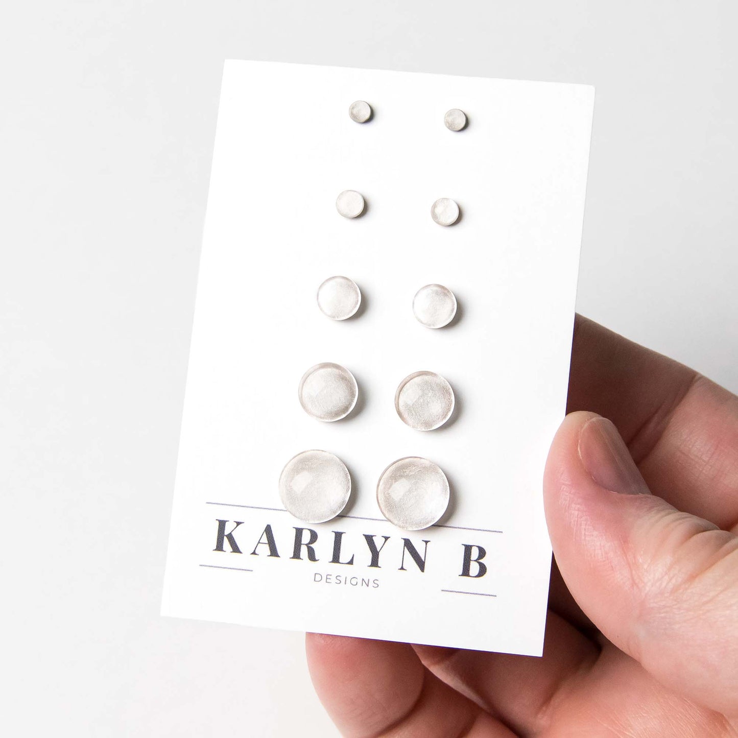 Color Dot Stud Earrings in Beige Shimmer