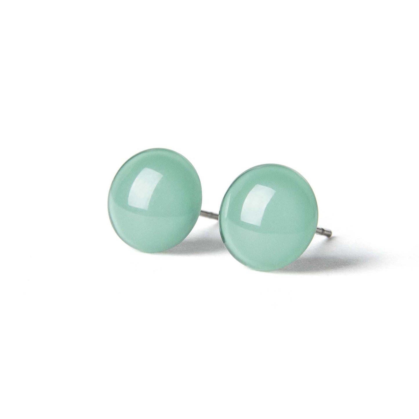 Color Dot Stud Earrings in Green