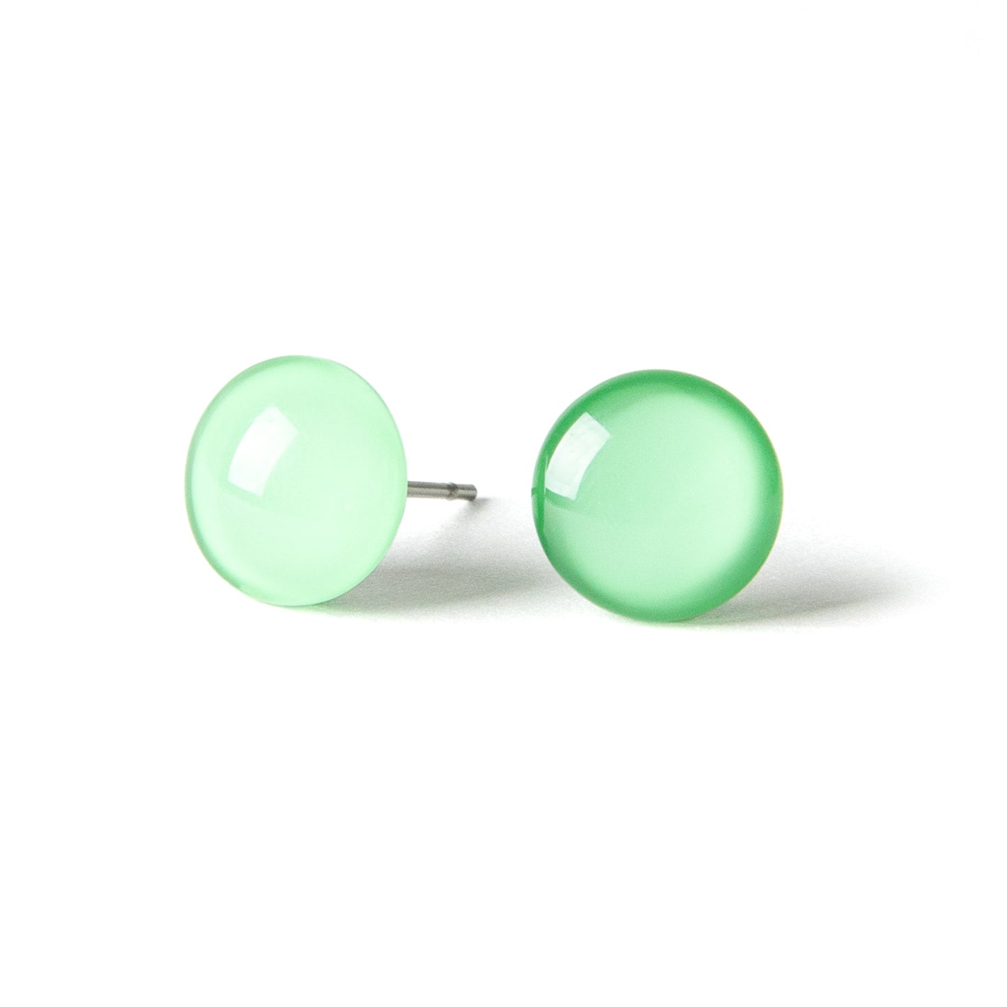 Color Dot Stud Earrings in Green