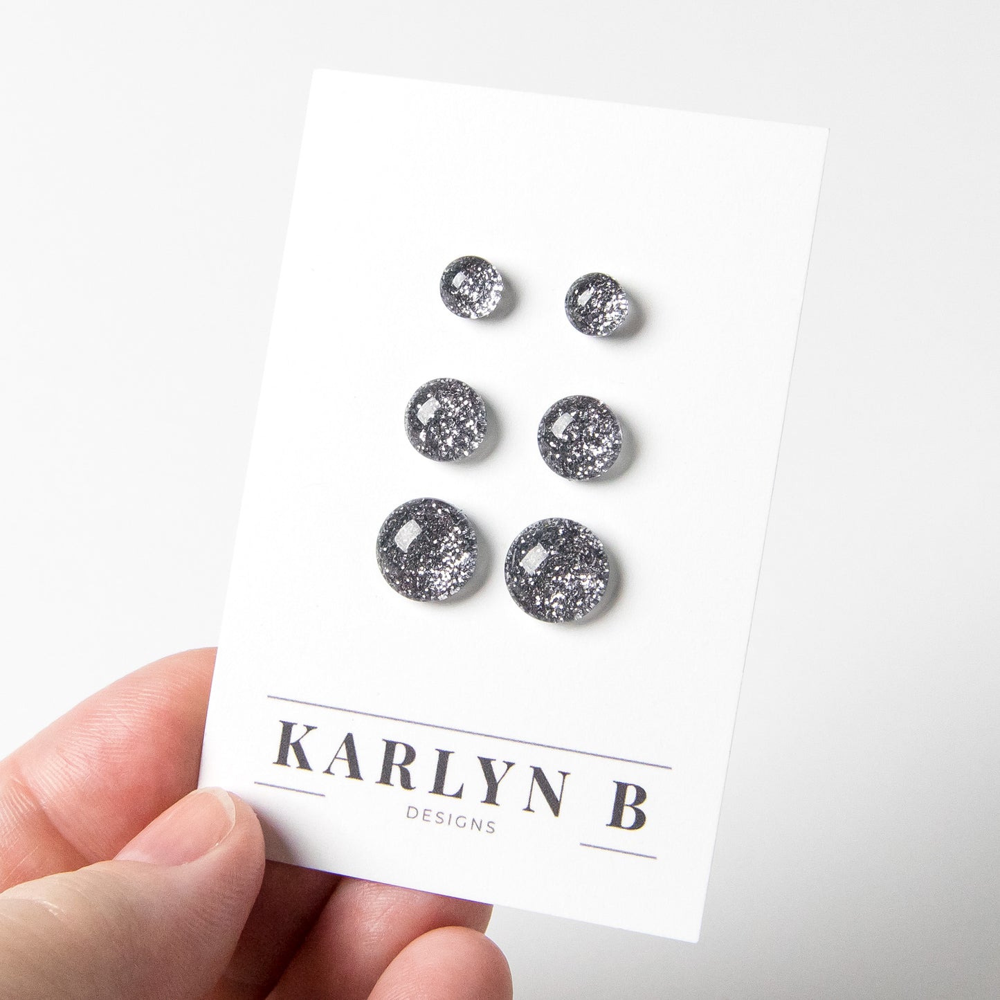 Color Dot Stud Earrings in Gray Glitter