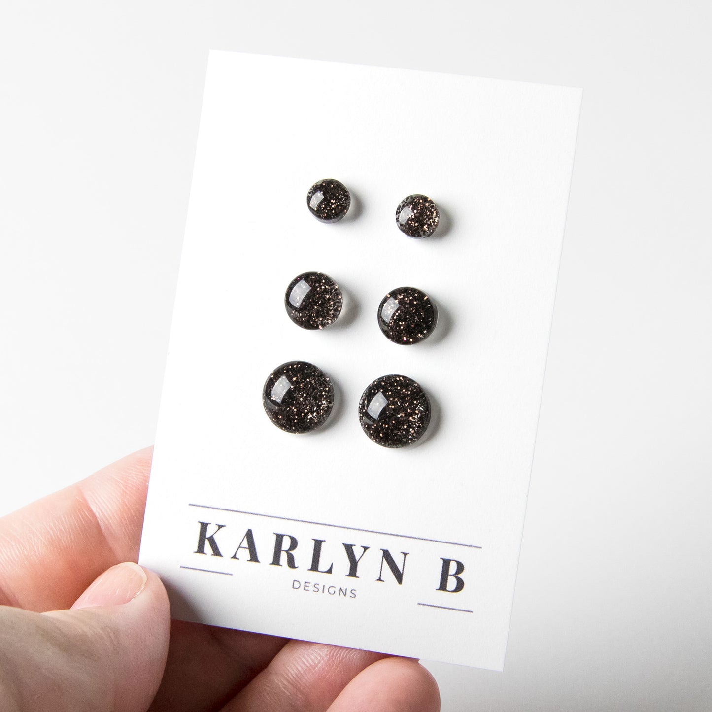 Color Dot Stud Earrings in Brown Glitter